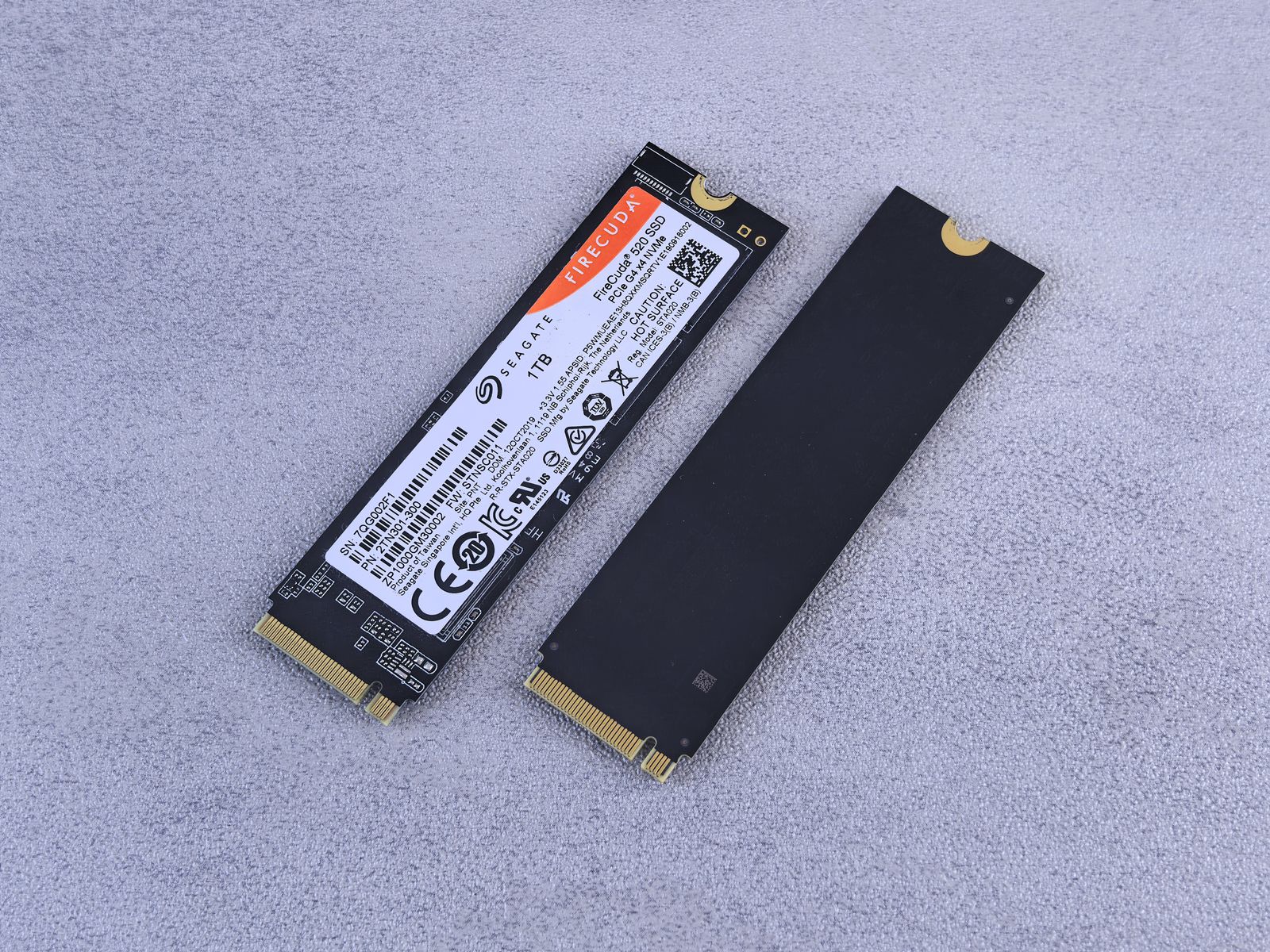 Seagate FireCuda 1TB NVMe SSD front and back view
